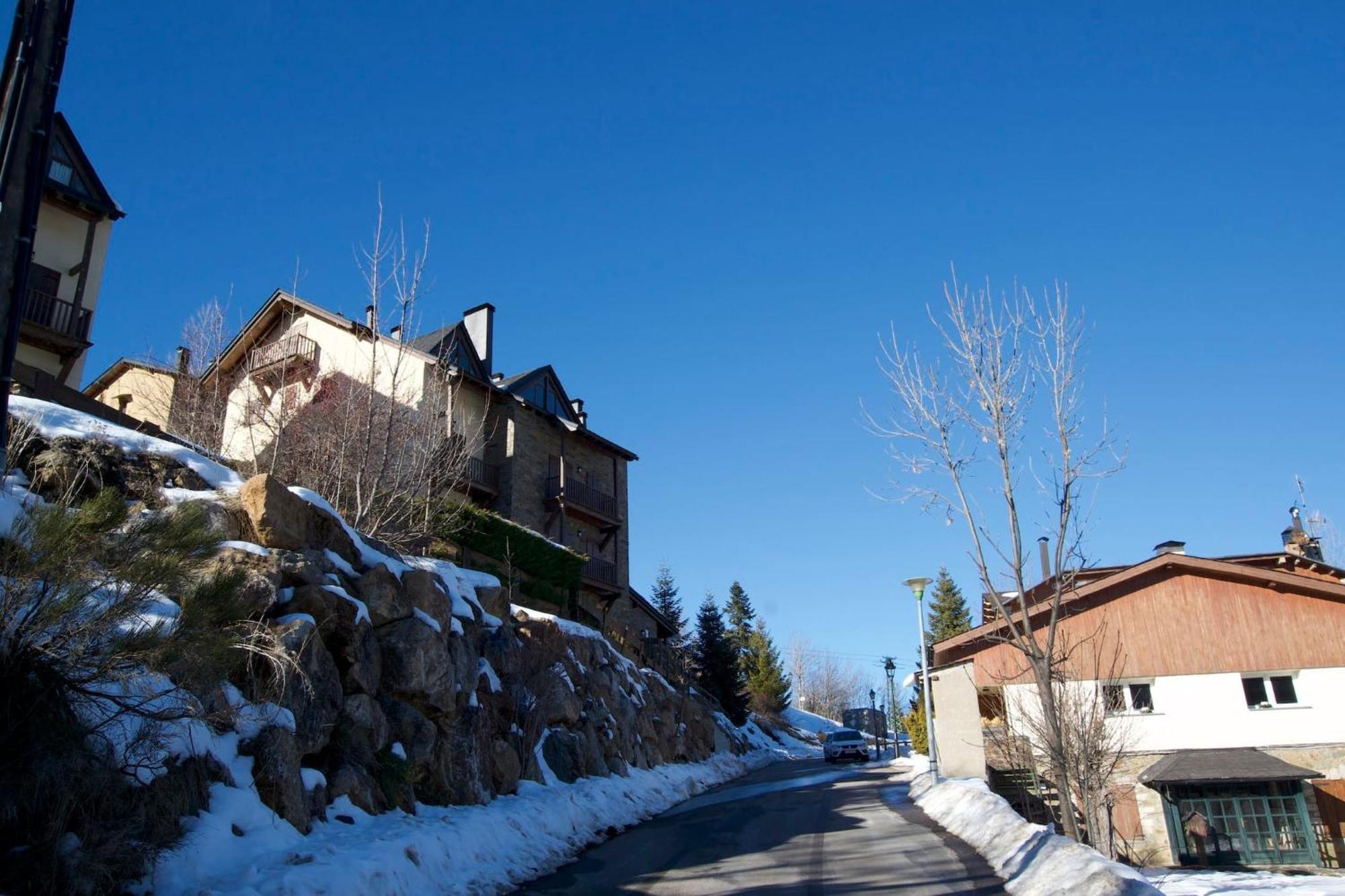 Apartament Font Dels Recons La Molina  Exterior photo